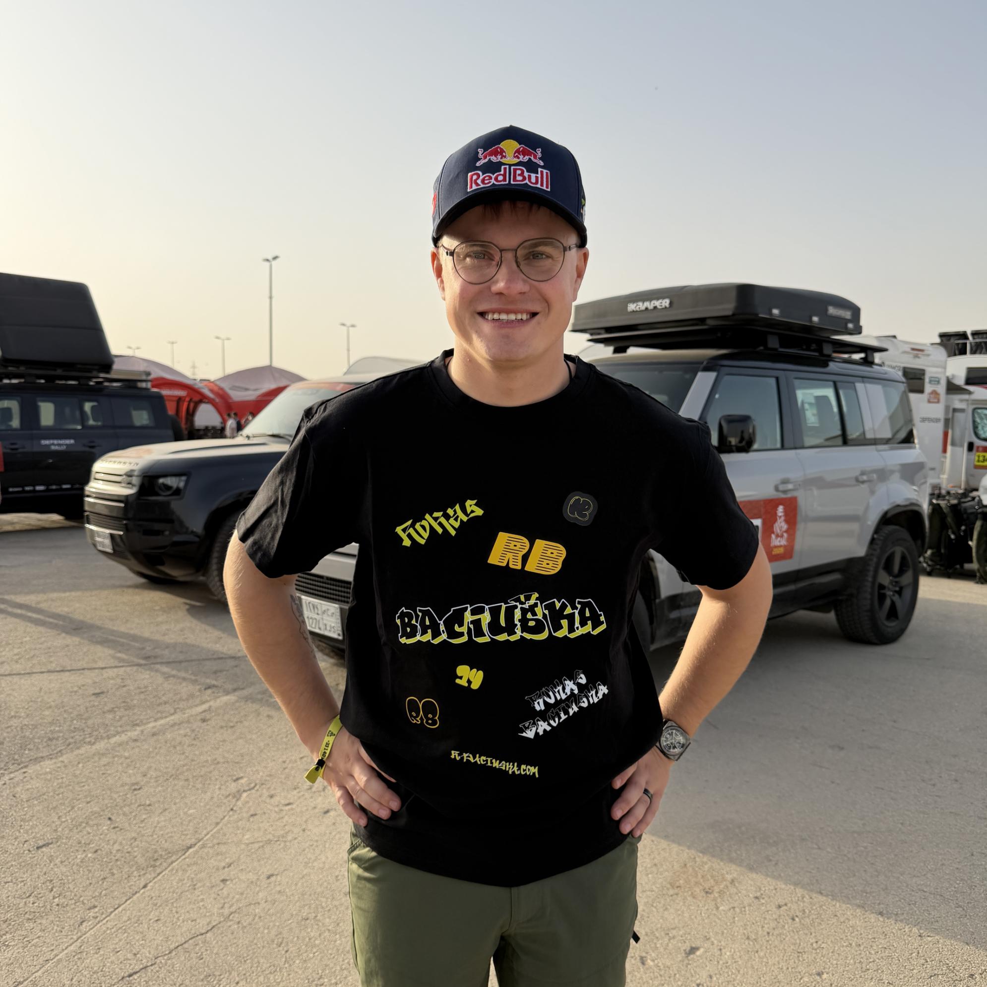 RB identity marškinėliai